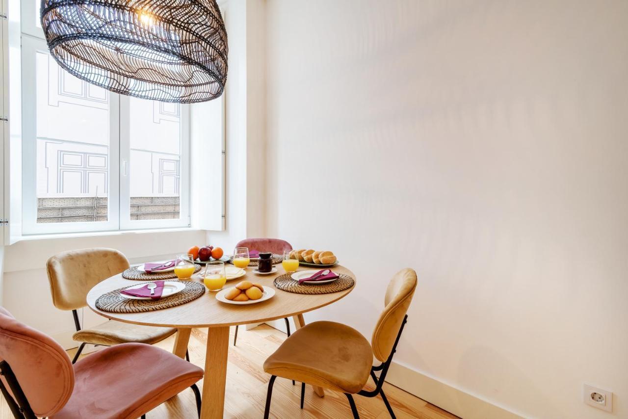 Modern 1Bdr In Downtown Lisbon By Lovelystay Exterior photo
