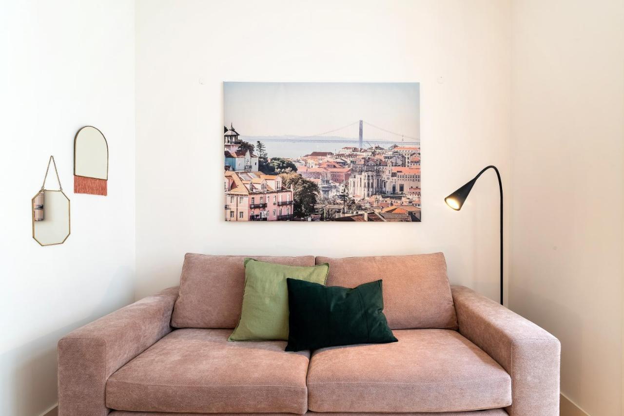 Modern 1Bdr In Downtown Lisbon By Lovelystay Exterior photo